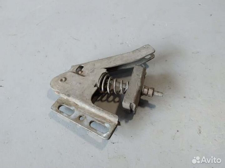 Механизм ручника Mercedes Sprinter W906