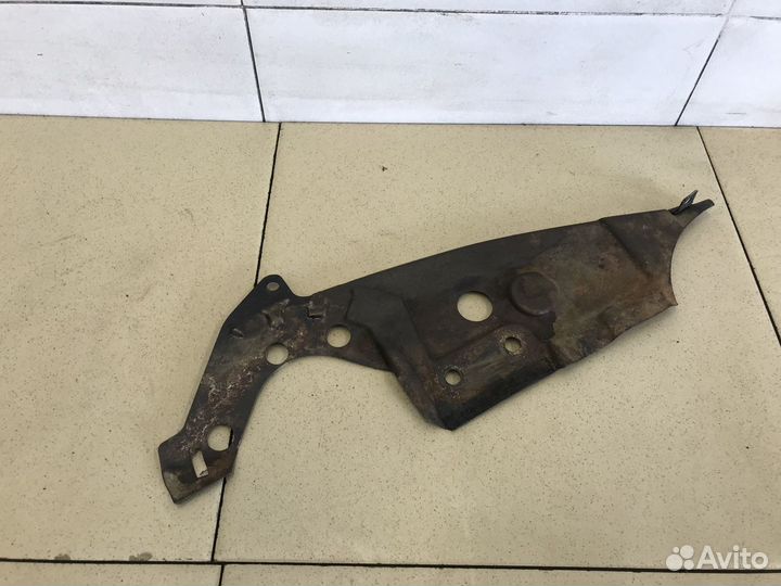 Кожух ремня грм 80/90 B3 1986-1991