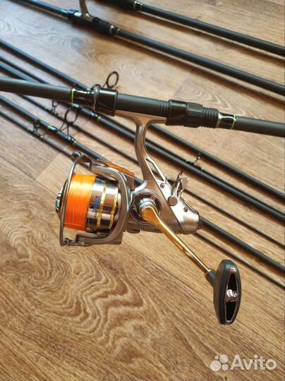 Карповые удилища с катушками.комплект 3+3