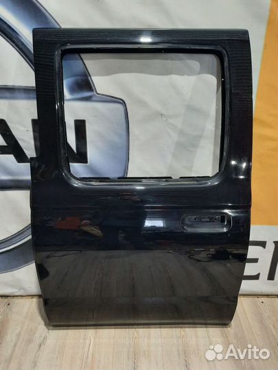 Дверь задняя боковая Nissan NP300 Лев