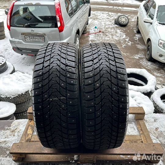 Tri Ace Snow White II 275/50 R21 115H