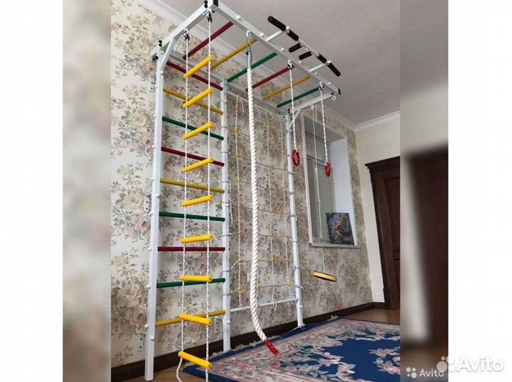 Шведская стенка - Рукоход, брусья, скамья, лазанка