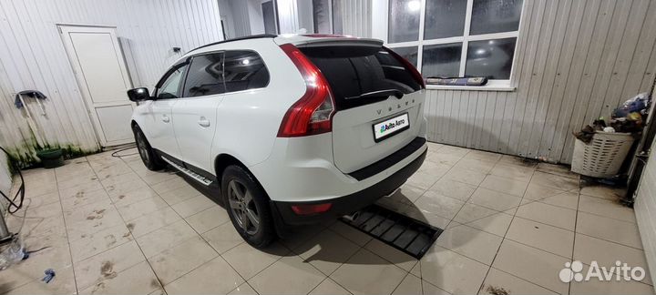 Volvo XC60 2.4 AT, 2010, 220 000 км