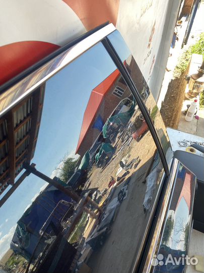 Lexus RX4 Стекло заднее