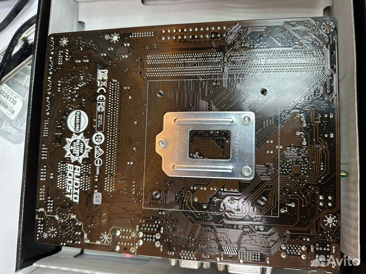 Материнская плата с процессором