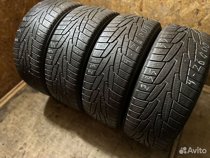 Kumho I'Zen KW31 235/55 R17 99R