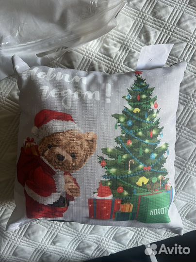 Декоротивная подушка новая
