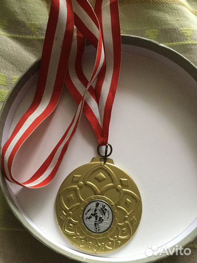 Медаль