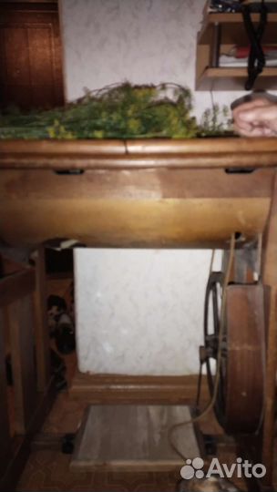 Швейная машинка Паннония 56