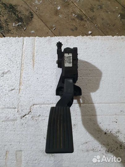 Педаль газа rio 3