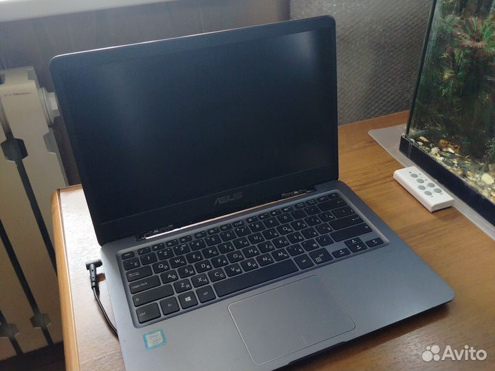 Ноутбук asus vivobook