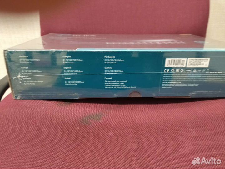 24 портовый настольный монтируемый в стойку коммму