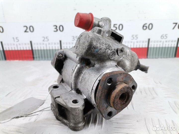 Насос для mercedes-benz E-Class (W210)