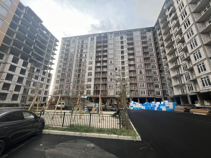 2-к. квартира, 75 м², 9/12 эт.