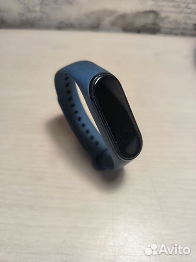 Фитнес браслет Xiaomi Mi Band 4