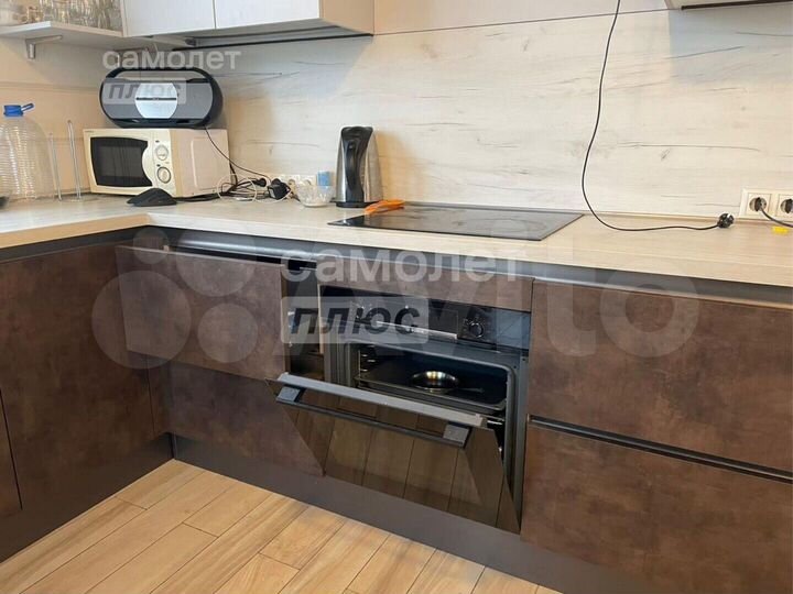 Коттедж 183 м² на участке 9,8 сот.