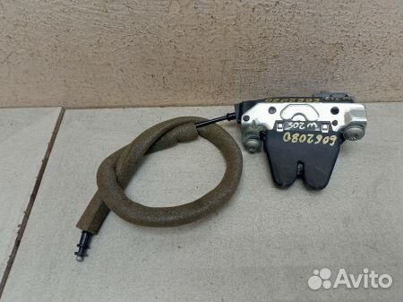 Замок багажника Мерседес