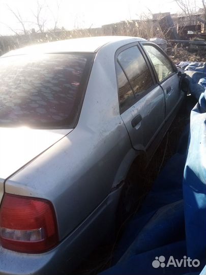 Mazda Protege 1.6 AT, 2001, битый, 200 000 км