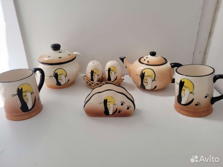 Сервиз/набор посуды