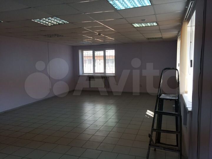 Свободного назначения, 70 м²