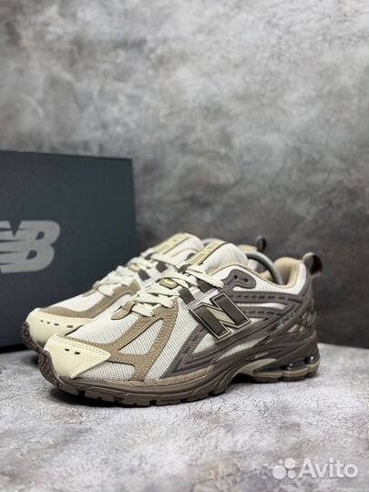 Кроссовки New Balance 1906r бежево-коричневый