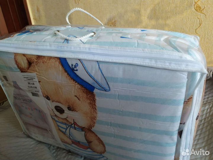 Бортики, одеяло, подушка, балдахин, постельное бел