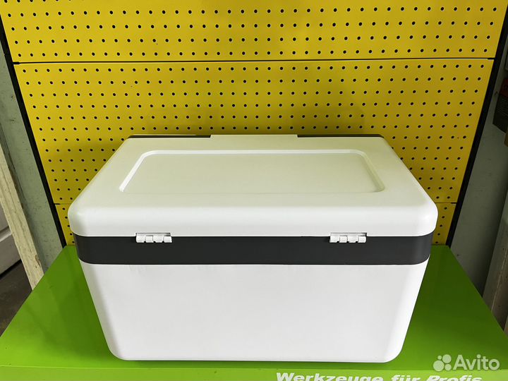 Автохолодильник AVS CC-24WBC 24л.12V/24V/220V