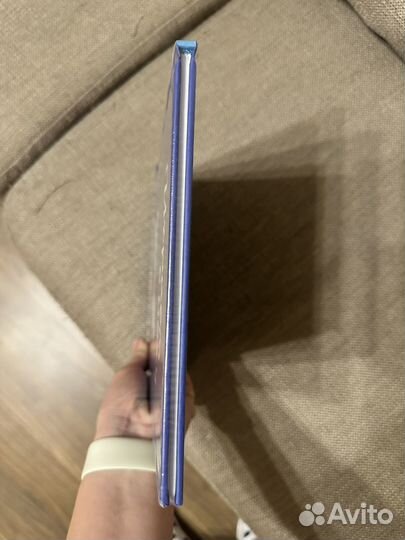 Книга Играем в йогу Л.Паджалунга