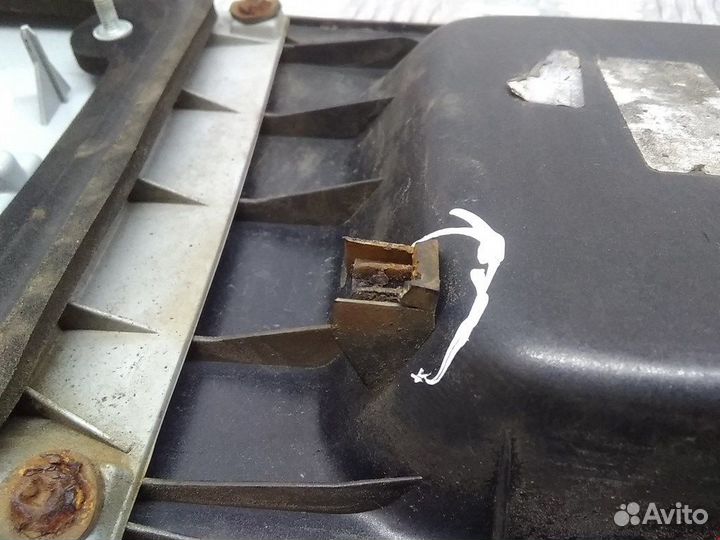 Бленда для Volkswagen Sharan 1 7M3945255M