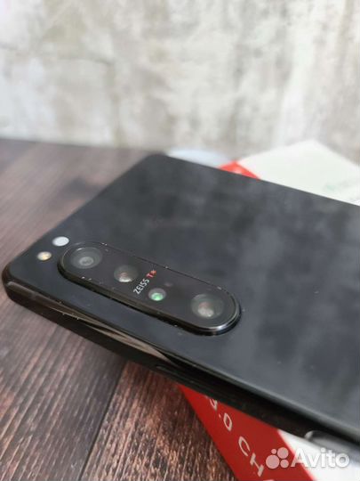 Sony Xperia 1 mark II 8/128 комплект