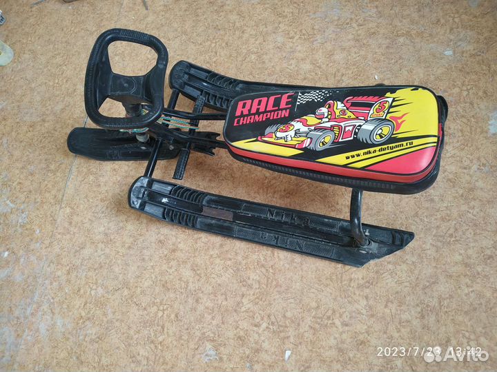 Детский снегокат