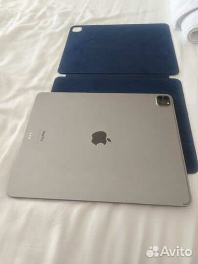 iPad Pro 12.9 (2022) m2 256 Gb Wi-Fi