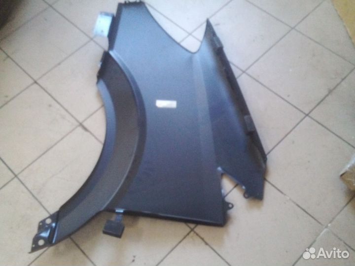 Крыло переднее правое sprinter 906 кузов
