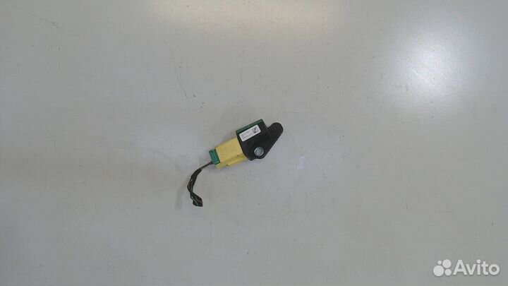 Датчик удара Volkswagen Tiguan, 2012