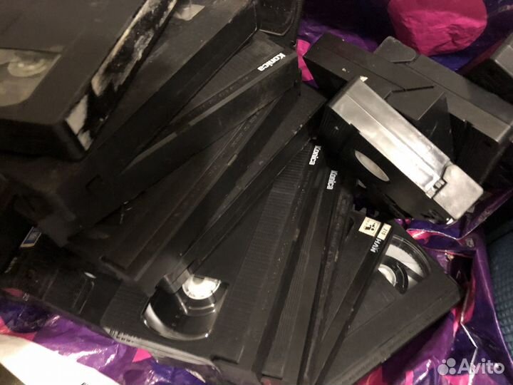 Видеокассеты