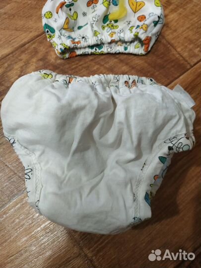 Трусики и шапочка для бассейна