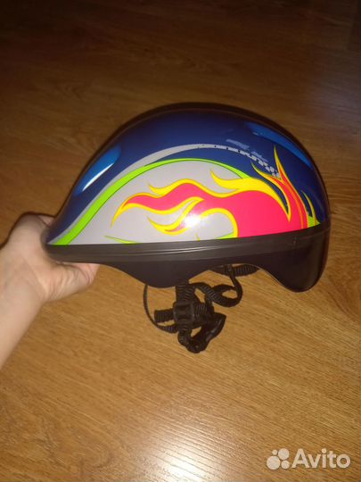 Шлем, наколенники,налокотники, на запястья(детск.)