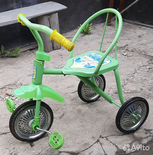 Детский трёхколёсный велосипед