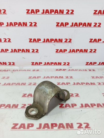 Крепление стабилизатора переднее Subaru Outback BS