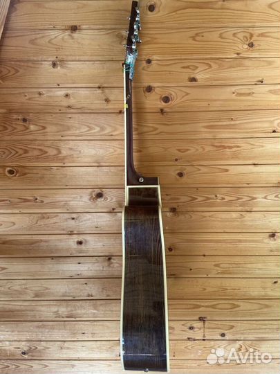 Электроакустическая гитара