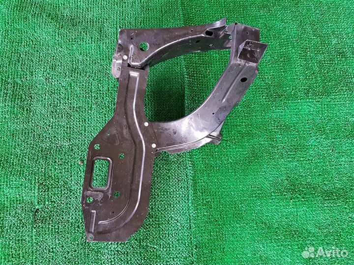 Кронштейн фары правый Mercedes-Benz M-Class