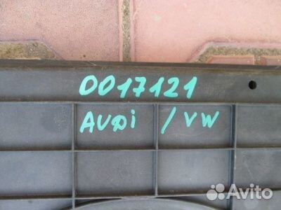 Диффузор дополнительного радиатора Audi