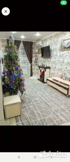 Кровать и тумбочки