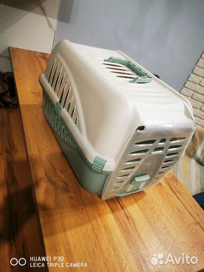 Переноска для животных пластиковая