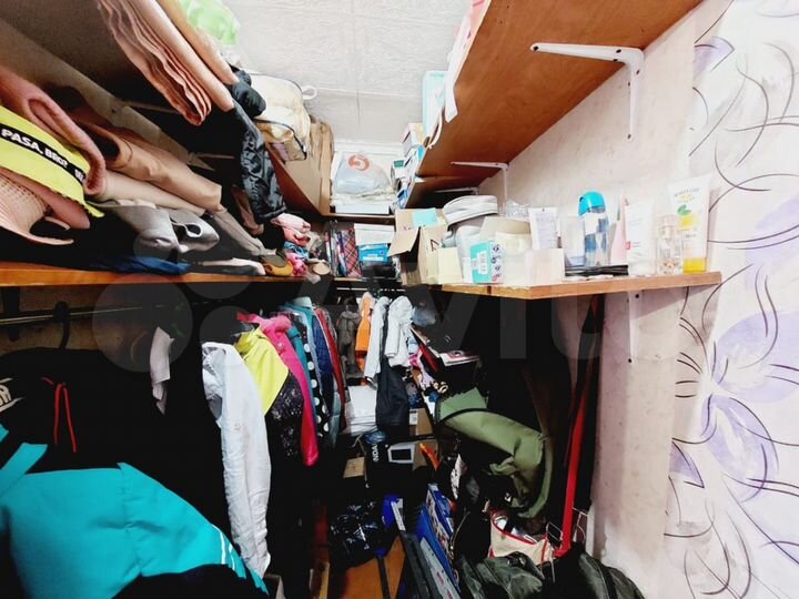 2-к. квартира, 43 м², 4/4 эт.