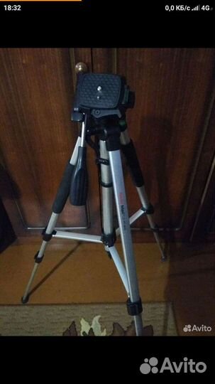 Штатив для фотоаппарата