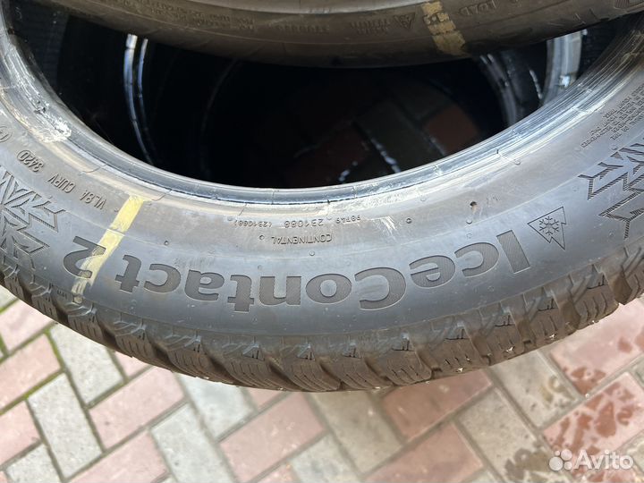 Continental IceContact 2 SUV 235/55 R20