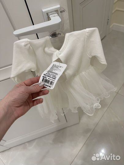 Платье для девочки новое 86