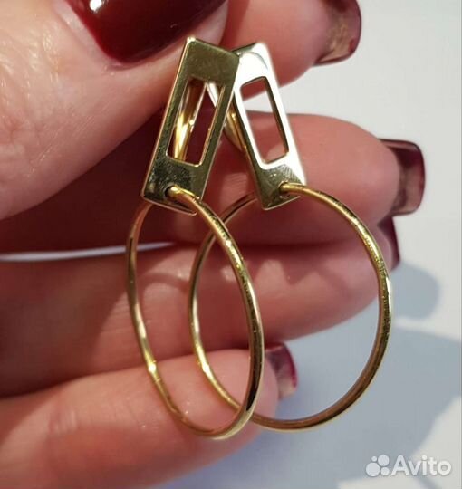 Золотые серьги новые