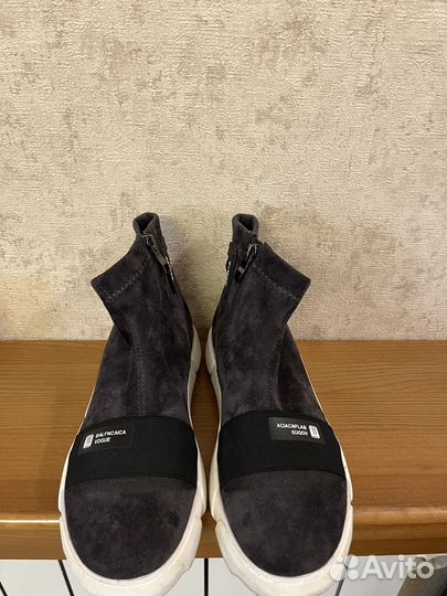 Ботинки женские 37 размер